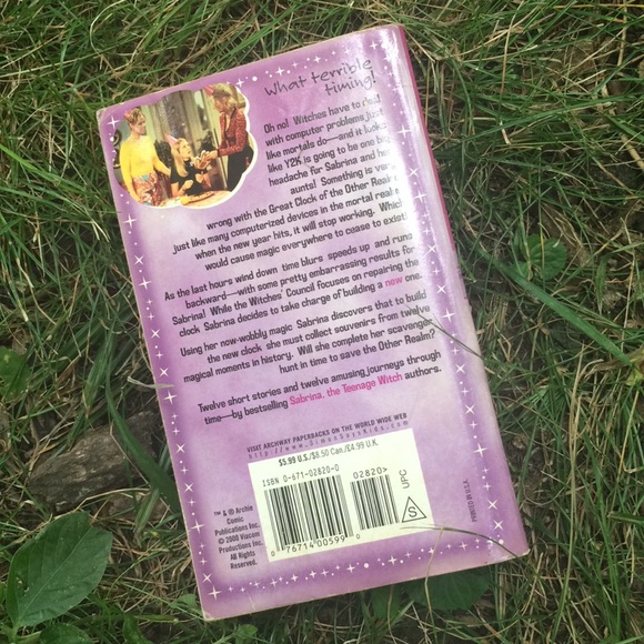 5 Sabrina The Teenage Witch books - Picture 3 of 8